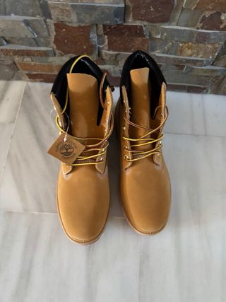 Botas Timberland Marrones y Rosas