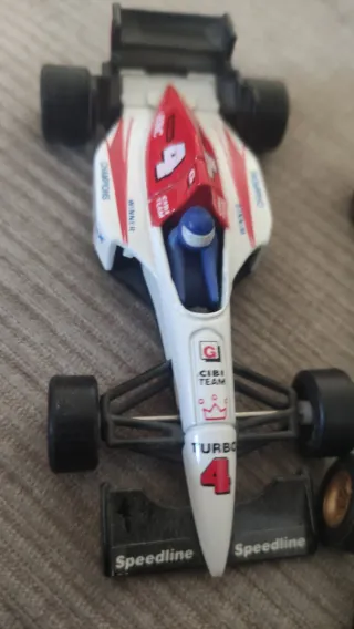 2 Coches de Carreras Escala 1:36