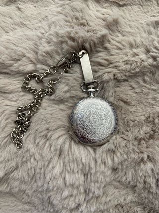 Set Accesorios: Pulseras, Cadena, Anillo, reloj