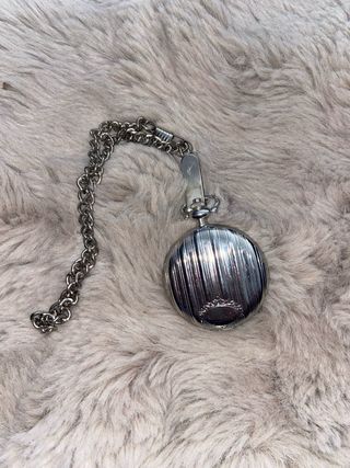 Set Accesorios: Pulseras, Cadena, Anillo, reloj