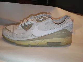 Nike Air Max Terrascape Beige/Blanco.