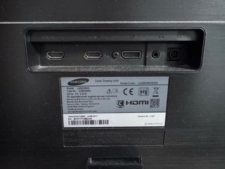 Monitor Samsung Negro y Plateado