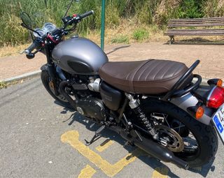Triumph Bonneville T120 Black 2018 con 16000 kms