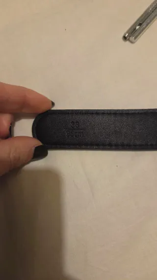 Cinturón Gucci Negro Hebilla Dorada GG