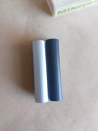 Lote 2 vagones MINITRIX