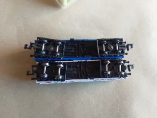 Lote 2 vagones MINITRIX