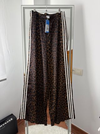 Pantalones Adidas Estampado Animal Print