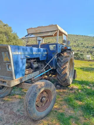 SE VENDE O CAMBIA EBRO 155-E