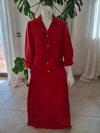 Completo gessato rosso vintage pari al nuovo