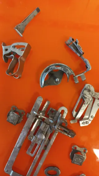 Piezas Máquina Coser Antigua Metal