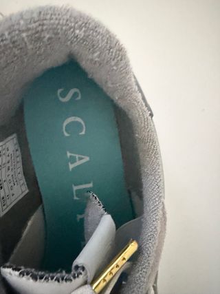 Zapatillas Scalpers Naranja y Blanco