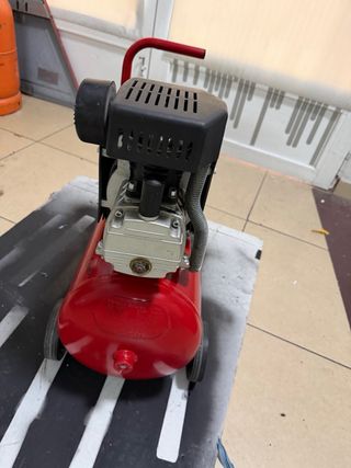 Compresor Einhell 24L 2CV