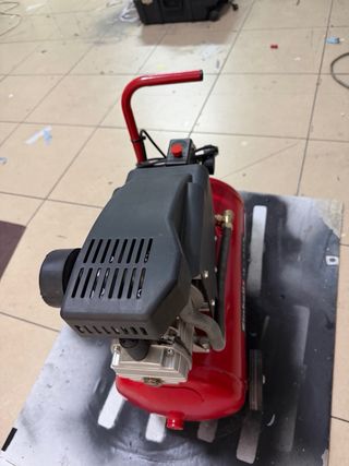 Compresor Einhell 24L 2CV