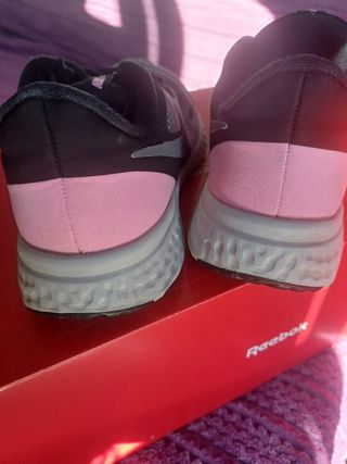 Zapatillas Nike Revolution 36.5