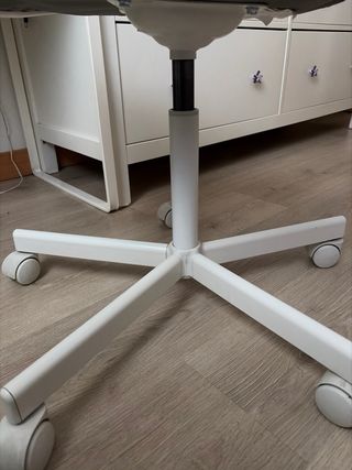 Silla de escritorio Ikea morada