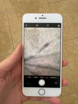 iPhone 8 64GB Dorado