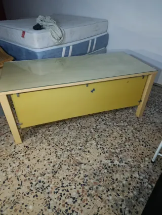 Mesa escritorio cristal y madera