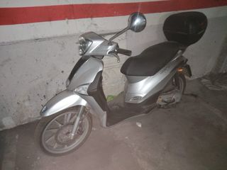 Ciclomotor Piaggio Liberty 49cc Plata 2011