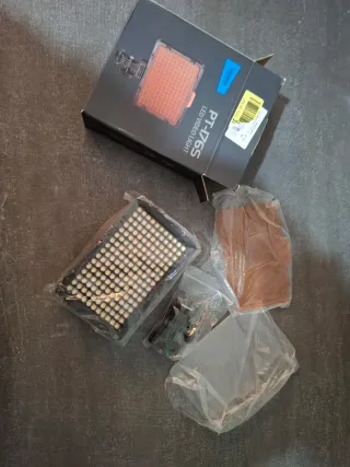 Neewer PT-176S LED Video Light