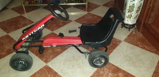 Coche de pedales con cadena  KETTLER rojo