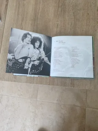libreto del grupo Queen
