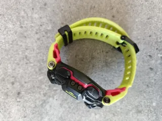 Original!! GBD-H2000-1A9ER GPS Smartwatch