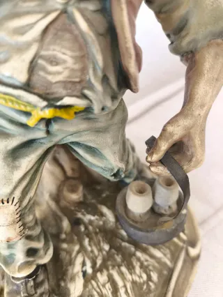 Figura de cerámica aguador. AR.CE.MI