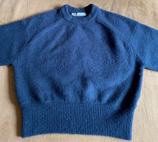 Jersey Zara azul marino tejido suave