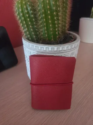 Tarjetero Parfois Rojo 36 tarjetas