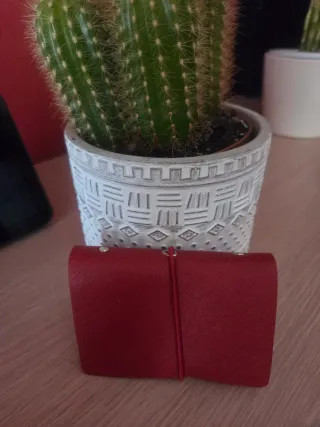 Tarjetero Parfois Rojo 36 tarjetas