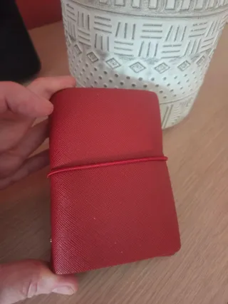 Tarjetero Parfois Rojo 36 tarjetas