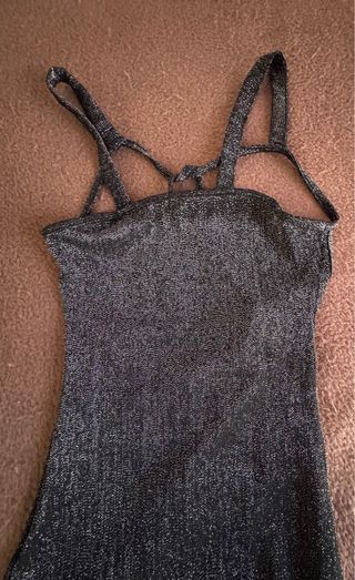 Vestido fiesta negro brillante tirantes
