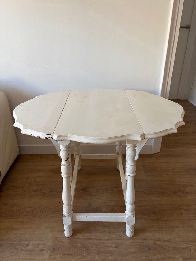 Mesa de madera para restaurar