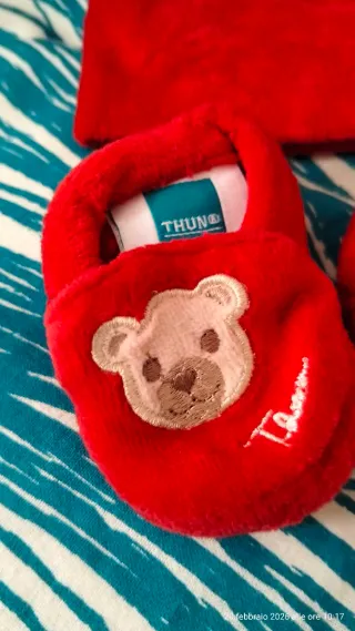Cappellino e scarpine neonato Thun