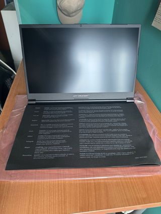 Portatil nuevo ERAZER Deputy P60