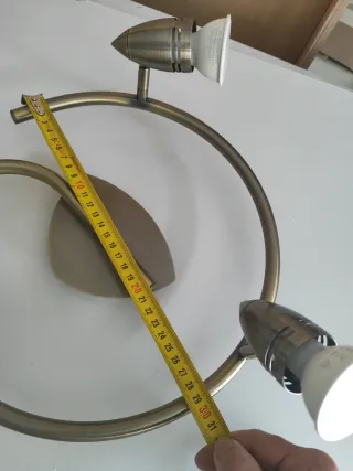 Lámpara de techo moderna dorada