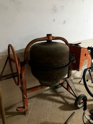 Betoneira Fabriand a funcionar