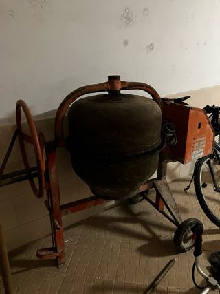 Betoneira Fabriand a funcionar