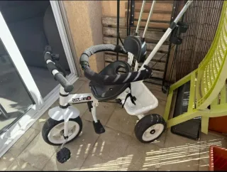 Triciclo infantil blanco