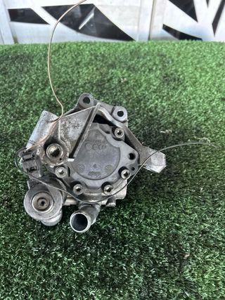 Bomba Dirección Asistida VAG 06F 145 393 B