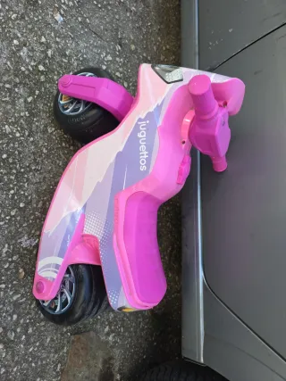 Moto infantil Juguettos rosa y morado