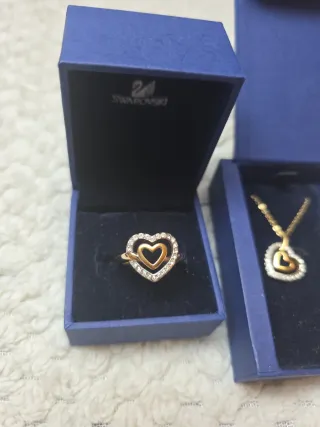 Juego Swarovski Corazón Dorado y Plateado