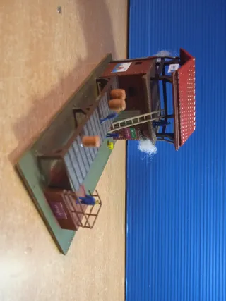 Muelle Carga ADIF Renfe Escala N + Locomotora