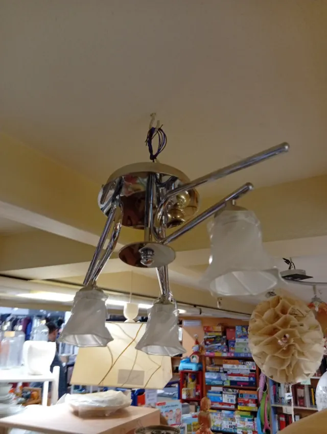 Lámpara de techo moderna plata y madera