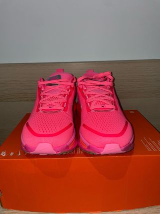 Nike ZoomX Vomero 18 ‘Hyper Pink’