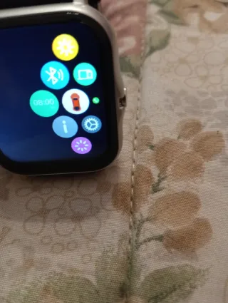 Smartwatch Nero e Argento