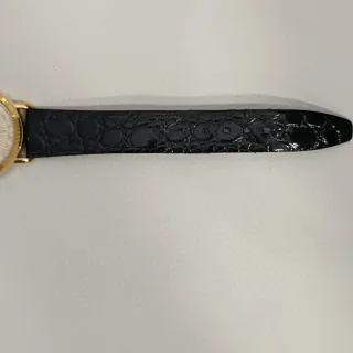 Reloj chapado en oro conmemorativo