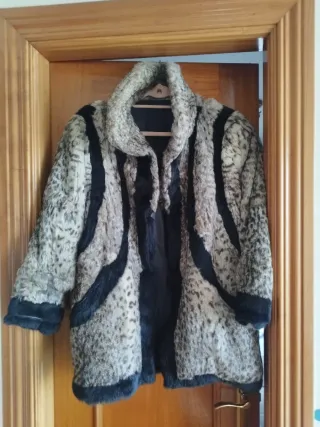 Abrigo Piel Conejo Animal Print Talla M/L