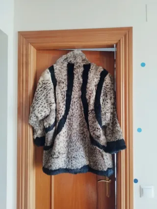 Abrigo Piel Conejo Animal Print Talla M/L