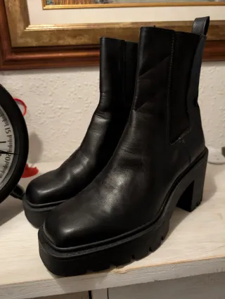 Botines Pull and Bear Negros Talla 40